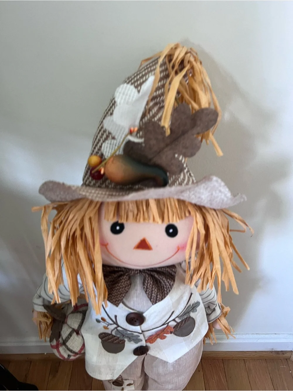 Scarecrow standing decor- beige and orange